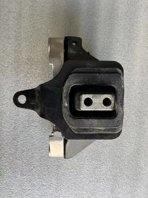 21830C1070 Motorhalter für die HYUNDAI SONATA LF OE Nr. 21830-C1070 21830 C1070