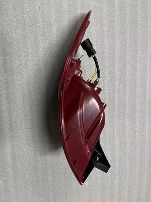 Golden Single Eyelet Automatisches Lichtsystem für 2013-2016 SANTAEF Heckleuchte 92401-B8100